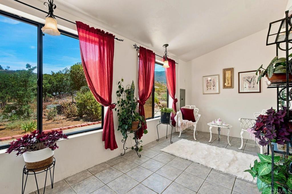 12350 Yucca Road Property Photo 6