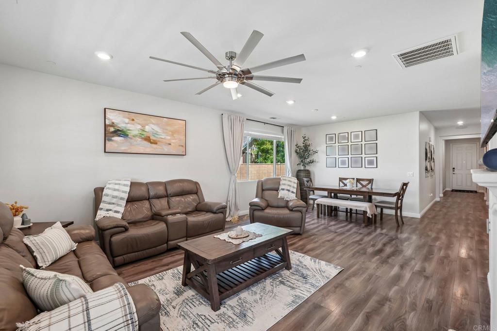 29045 Botanical Circle Property Photo 5