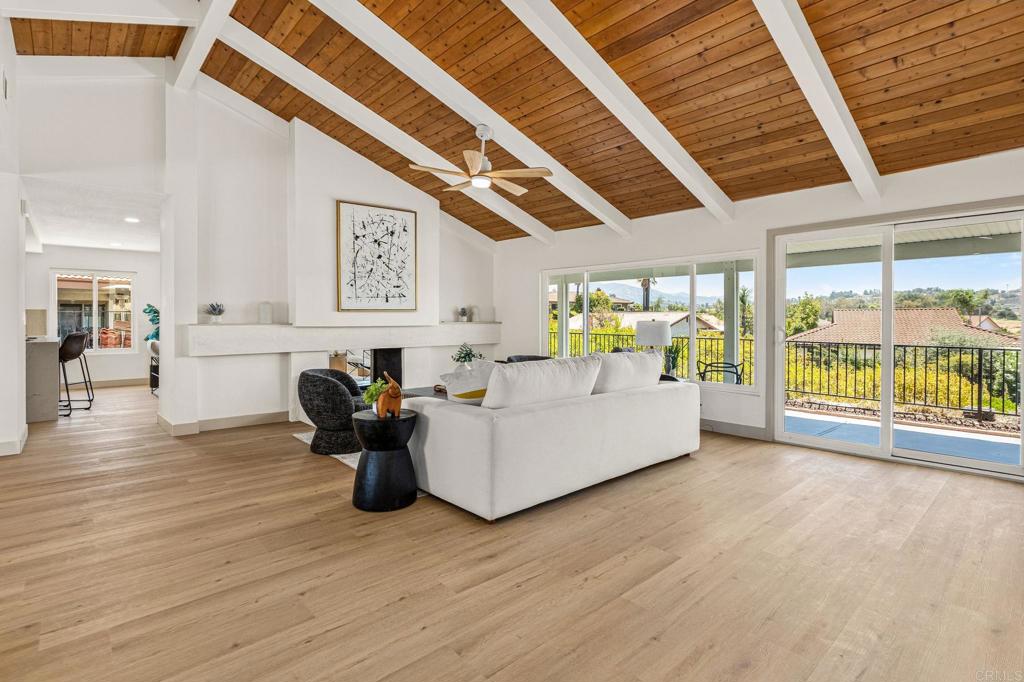12615 Senda Acantilada Property Photo 3