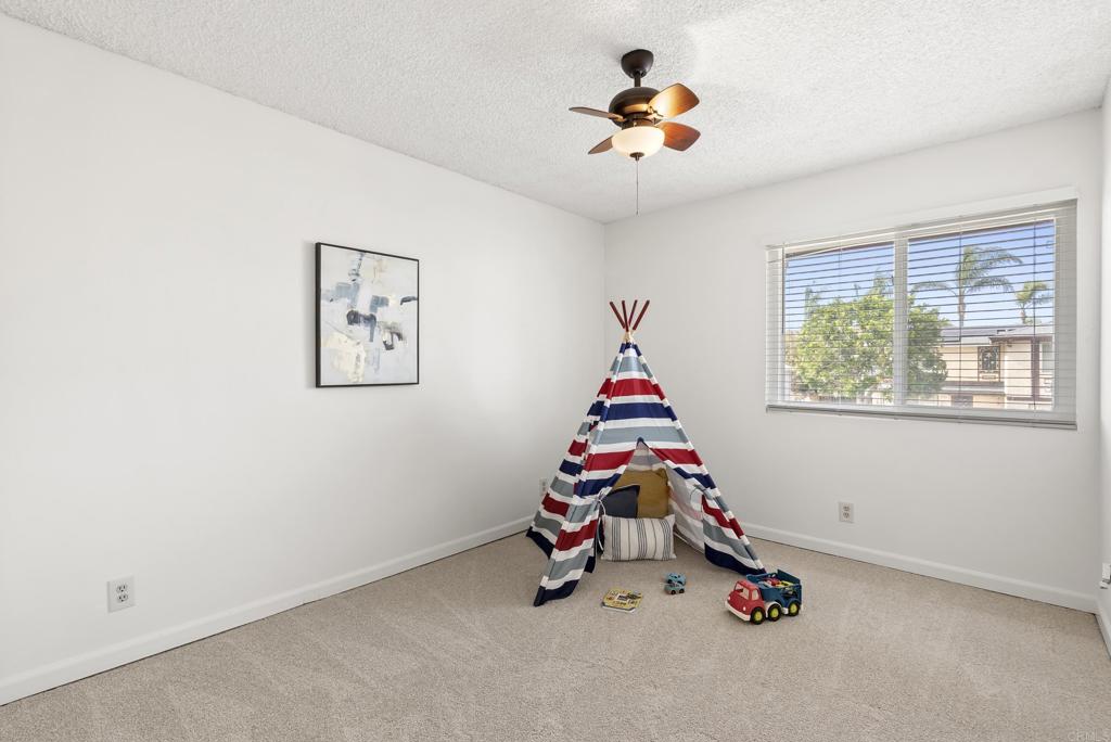 1396 Valencia Loop Property Photo 33