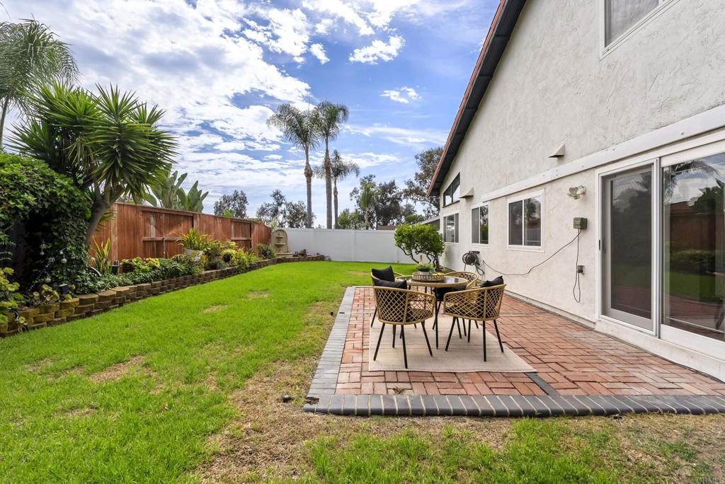 1396 Valencia Loop Property Photo 37