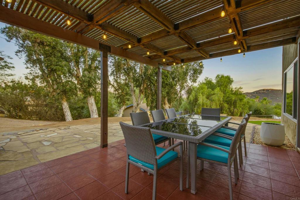 11151 Oak Creek Drive Property Photo 26