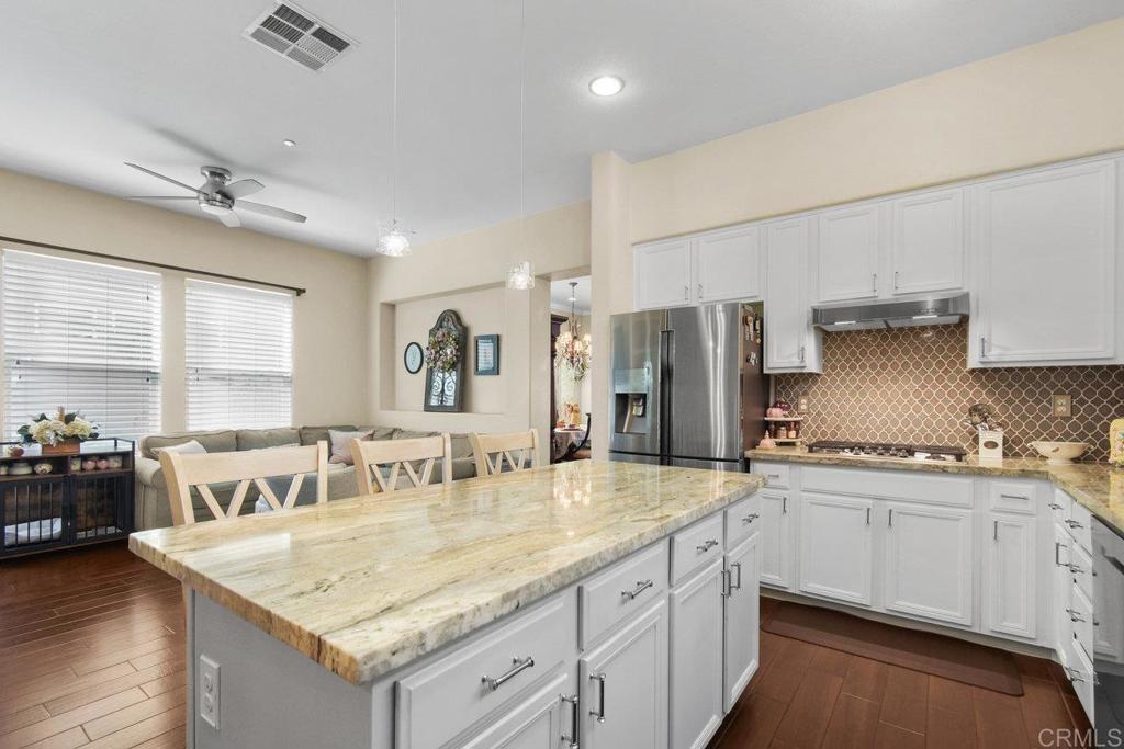 1394 Pershing Road Property Photo 3