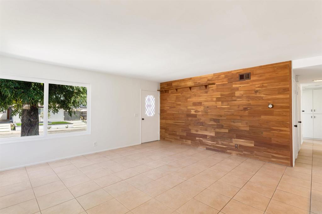 8644 Avenida Marco Property Photo 6