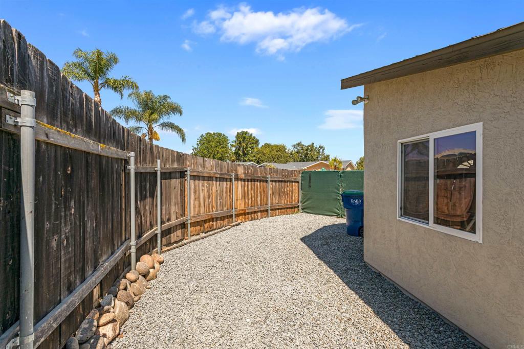 8644 Avenida Marco Property Photo 28