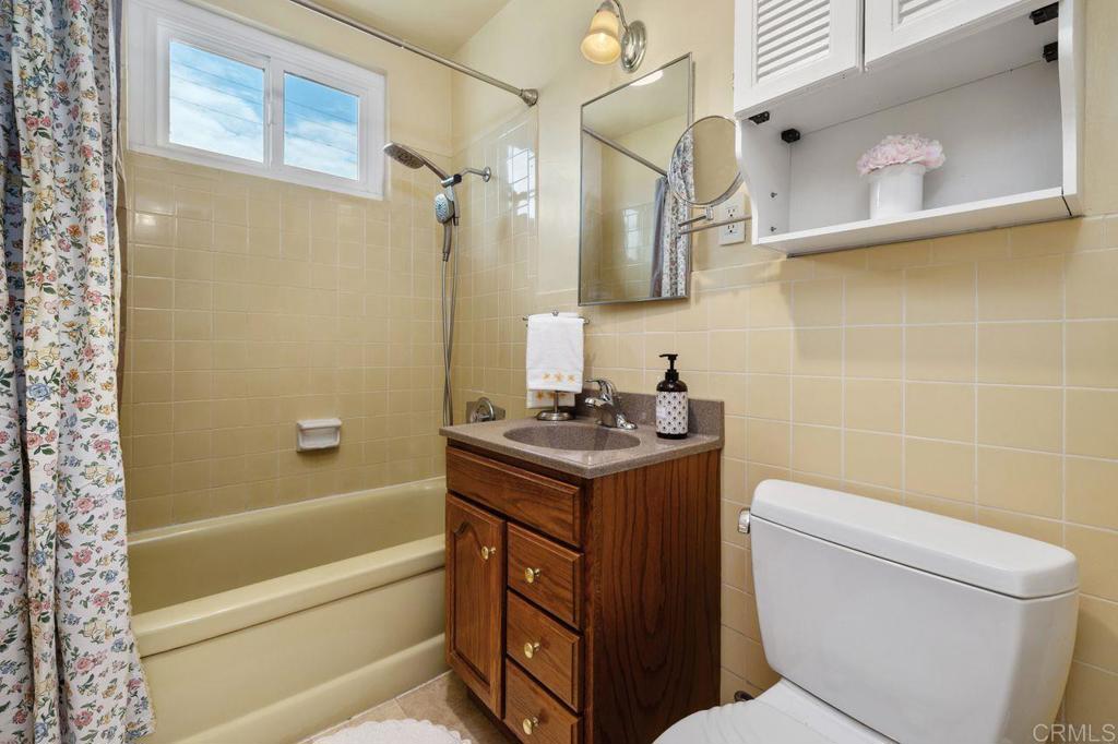 3969 Apore Street Property Photo 15