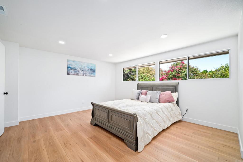 7043 Bobhird Drive Property Photo 16