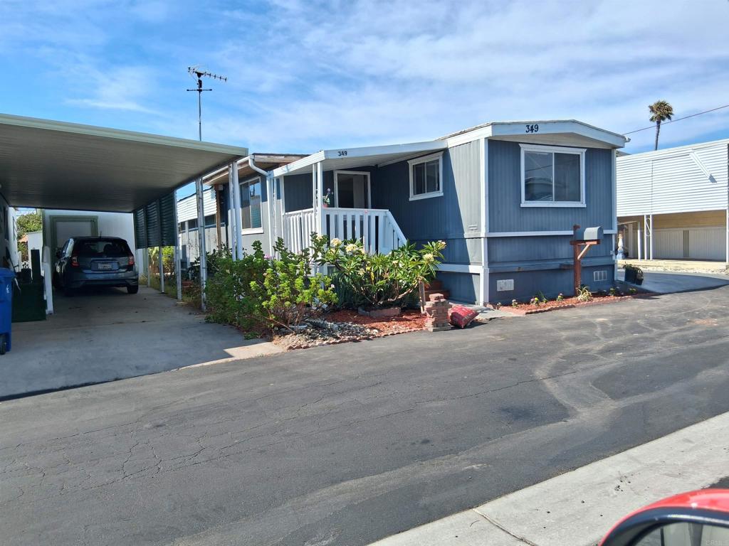1425 2nd Avenue 349 Property Photo 1