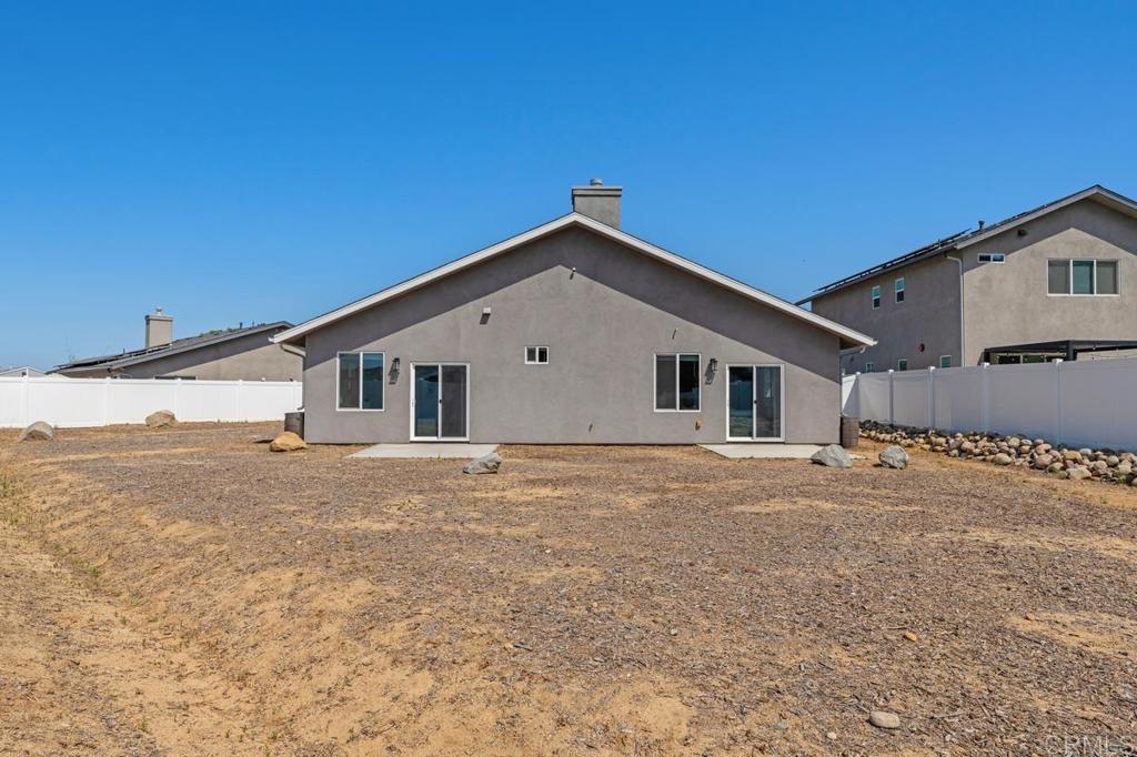 1617 Mauzy Way Property Photo 25
