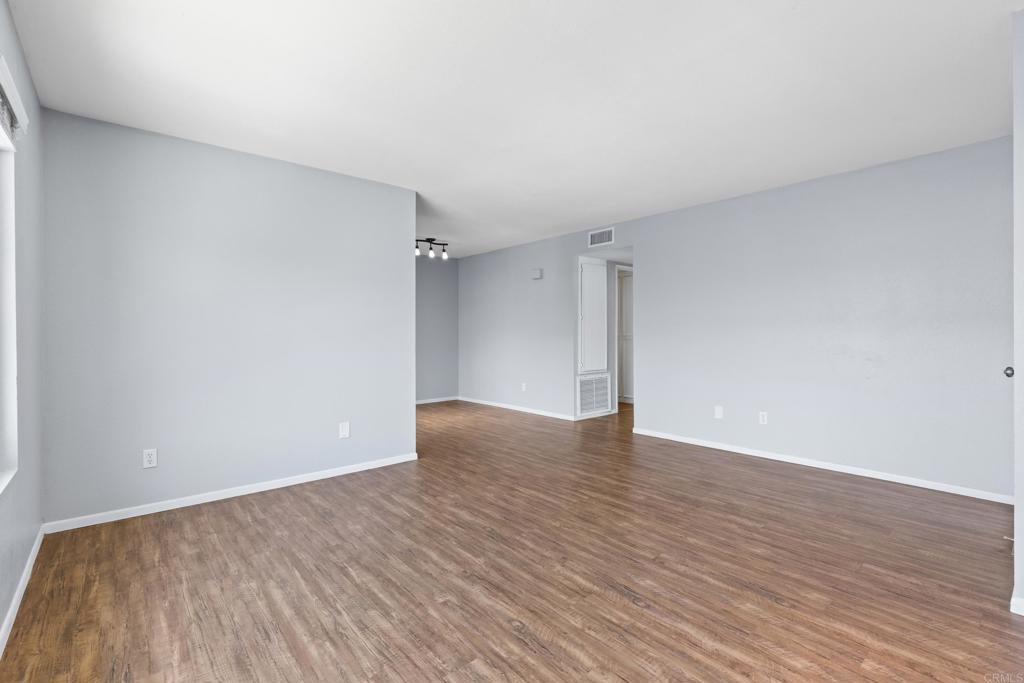 9872 Shirley Gardens Drive 4 Property Photo 16
