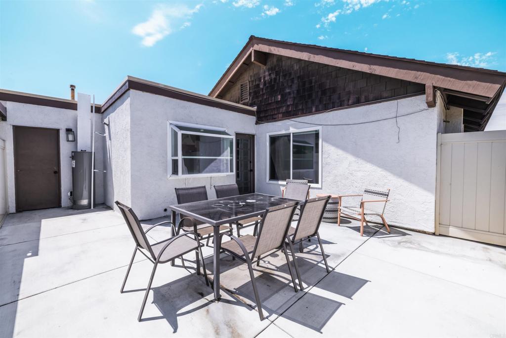 6987 Parkside Avenue C Property Photo 10