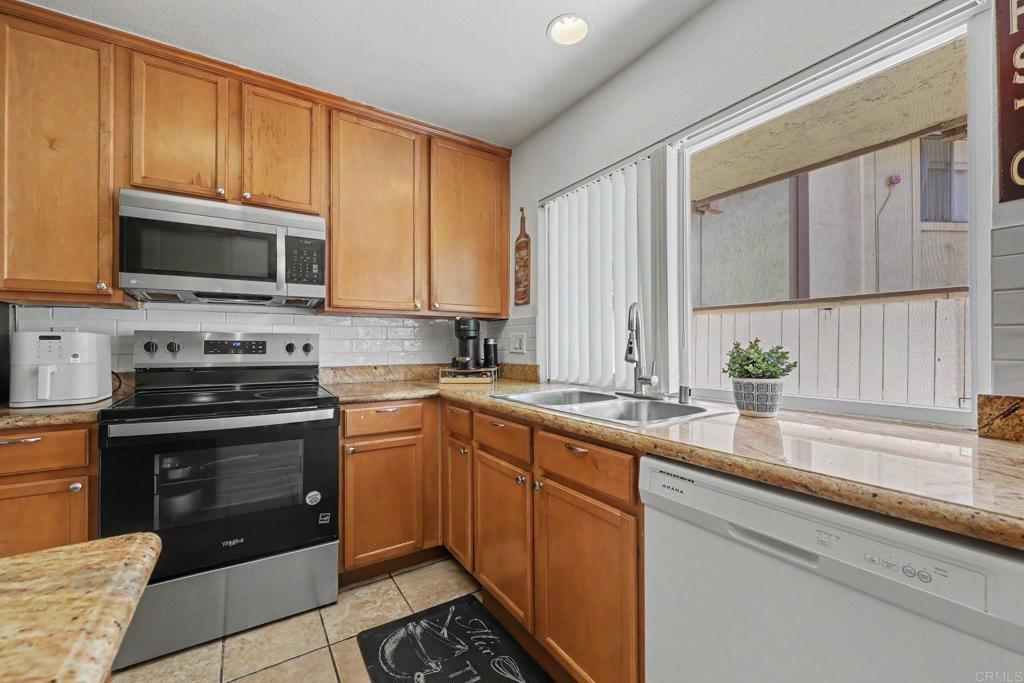 615 Fredricks Avenue 161 Property Photo 7