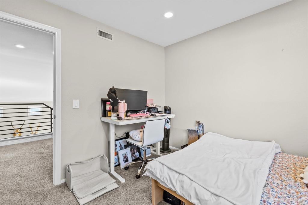 522 Bayona Loop Property Photo 47
