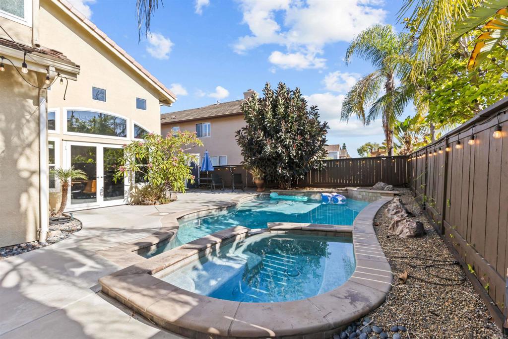 522 Bayona Loop Property Photo 49