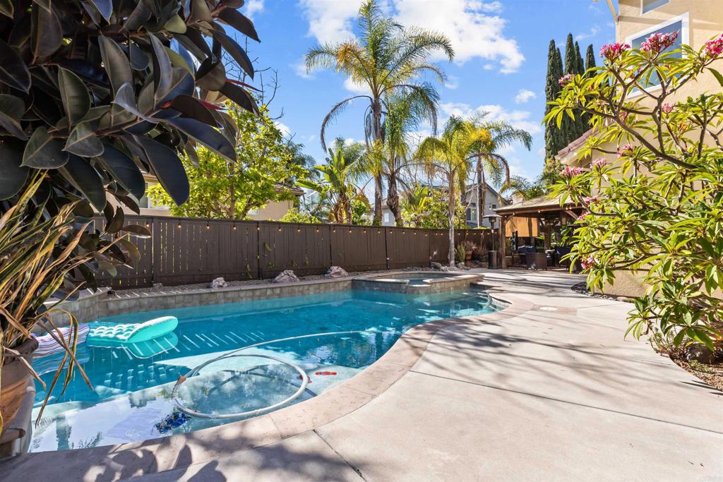522 Bayona Loop Property Photo 51