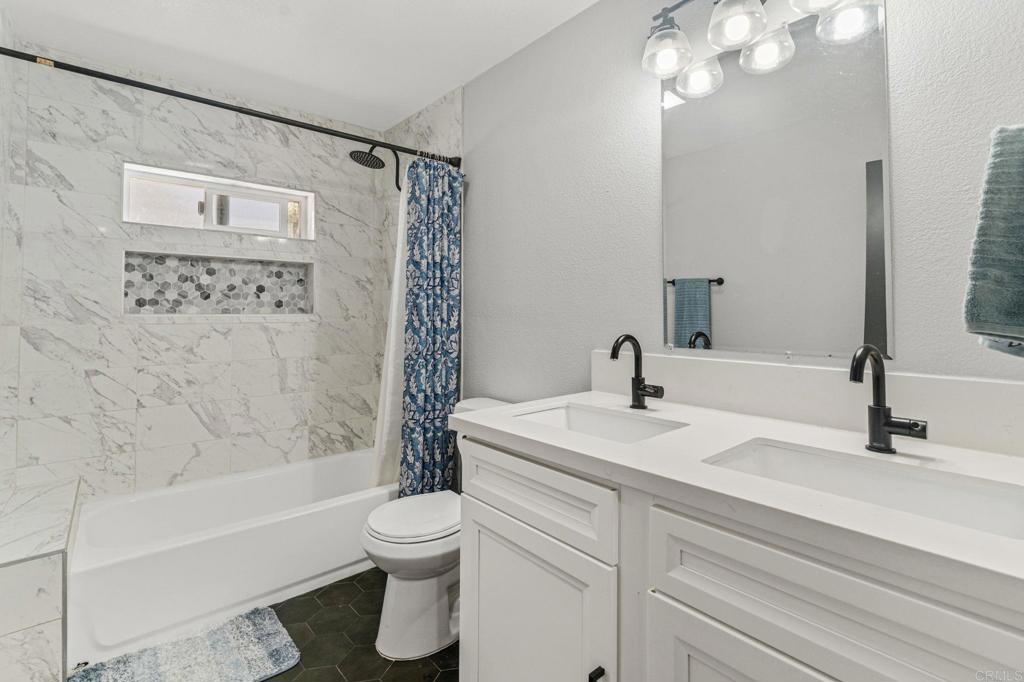 6729 Broadway Property Photo 13