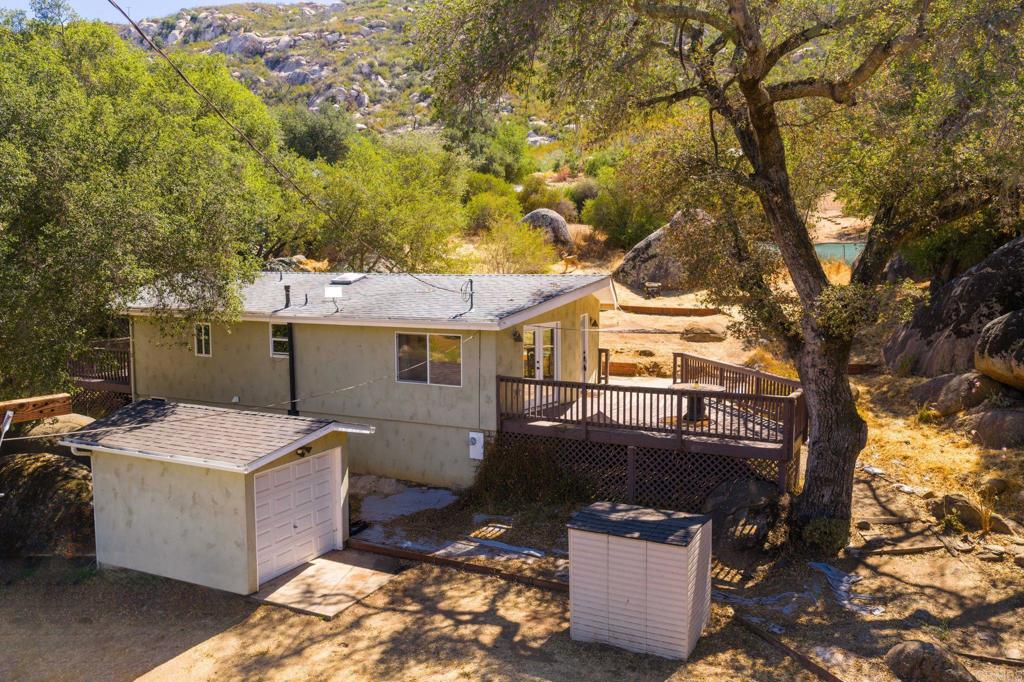 4722 Park Ln Property Photo 2