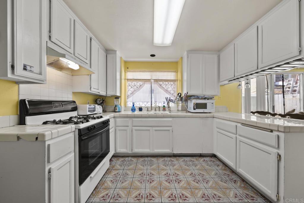 5542 Sun Lane Property Photo 3