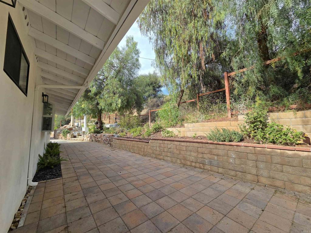 1165 Midway Dr Property Photo 34