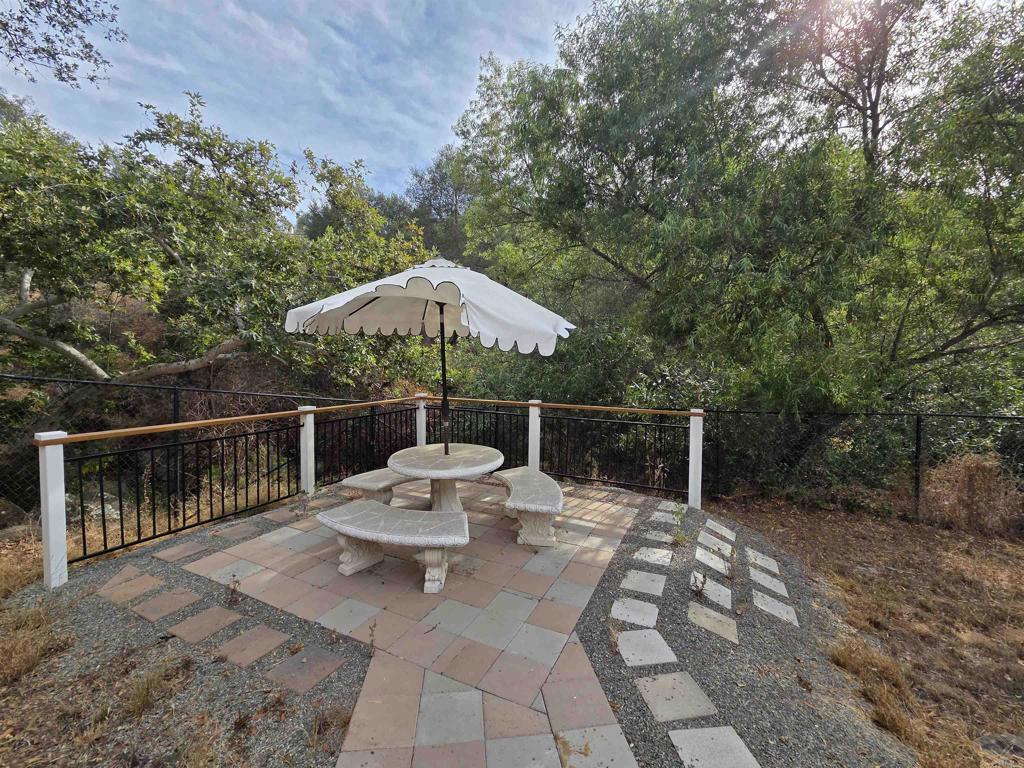 1165 Midway Dr Property Photo 38