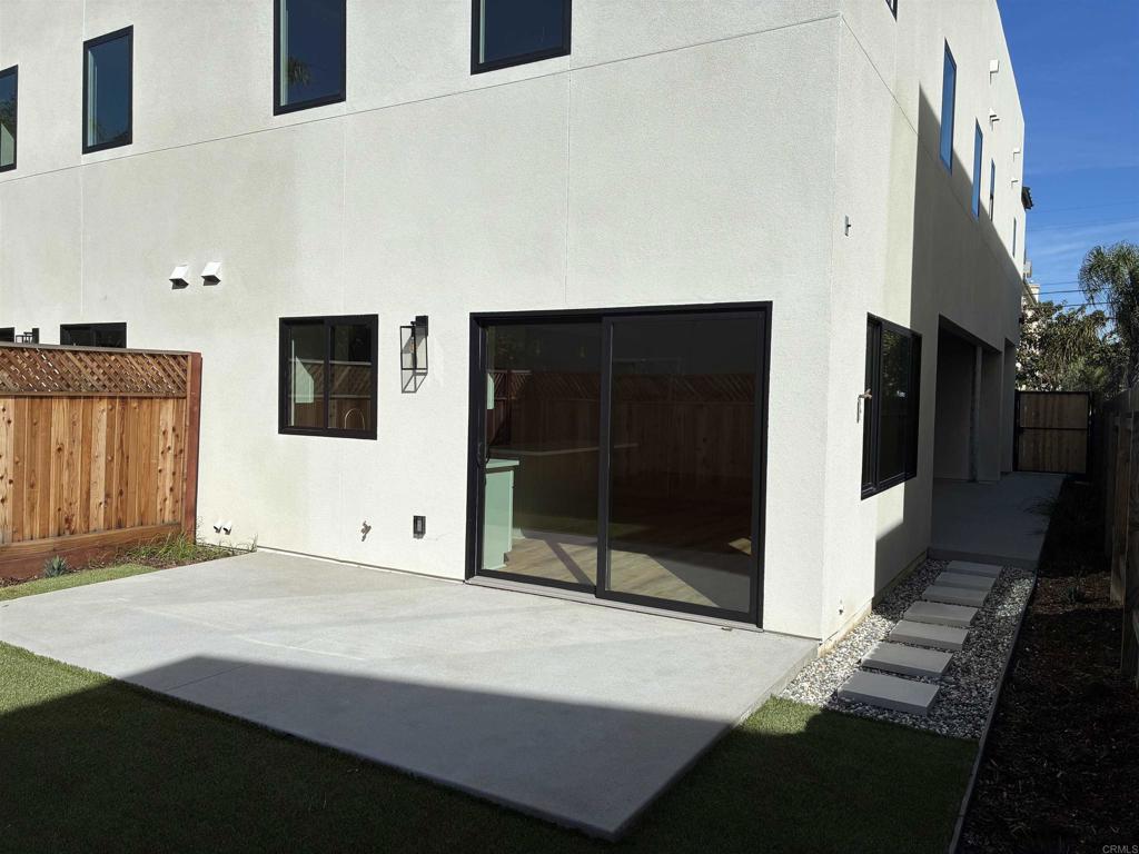 245 Dahlia Avenue Property Photo 24
