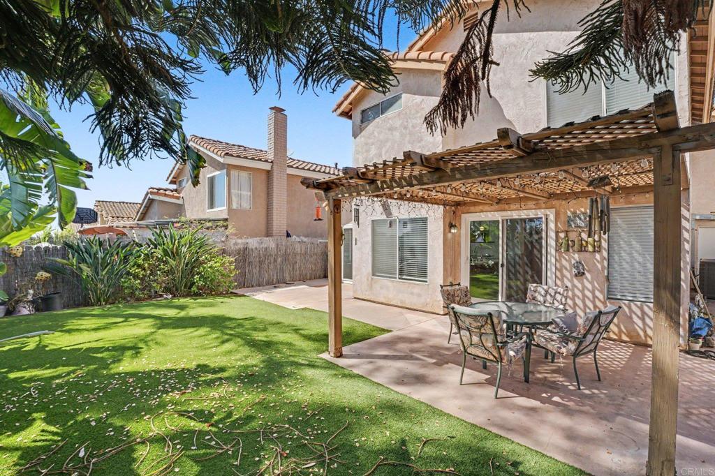 8755 Park Run Road Property Photo 4