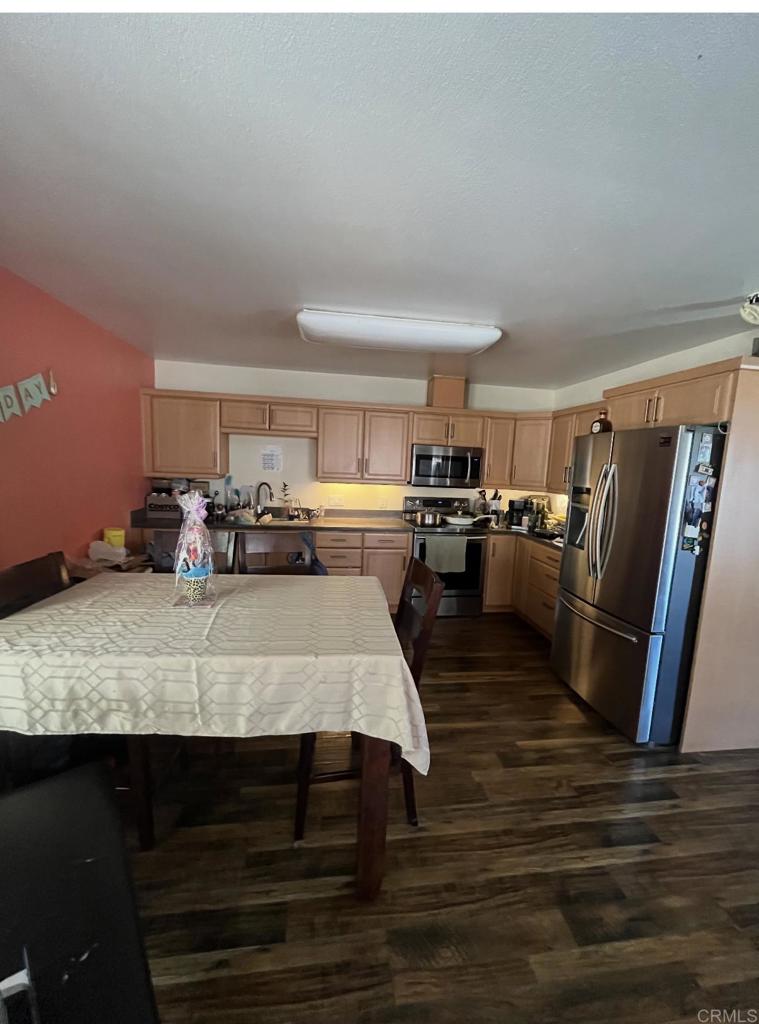 285 Parkbrook Place Property Photo 2