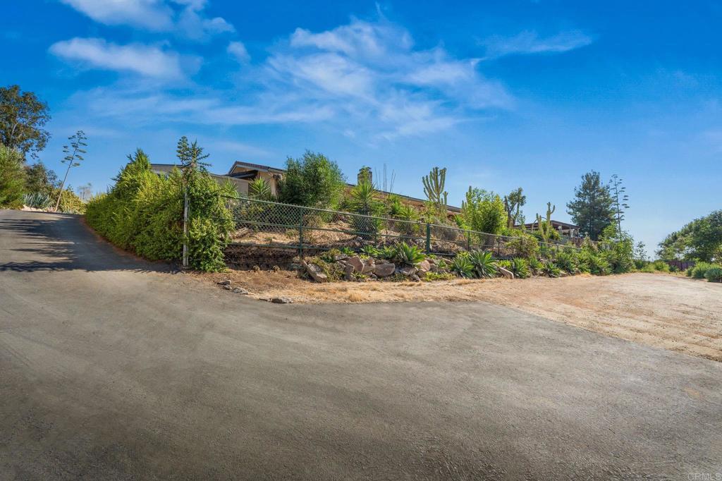 510 Burgasia Path Property Photo 45