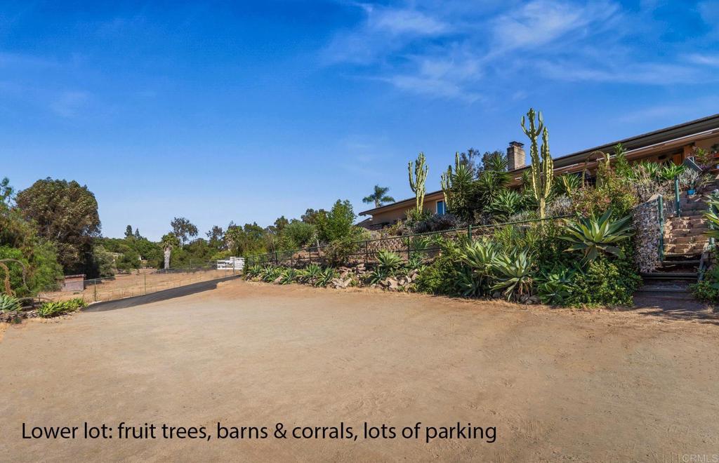 510 Burgasia Path Property Photo 46