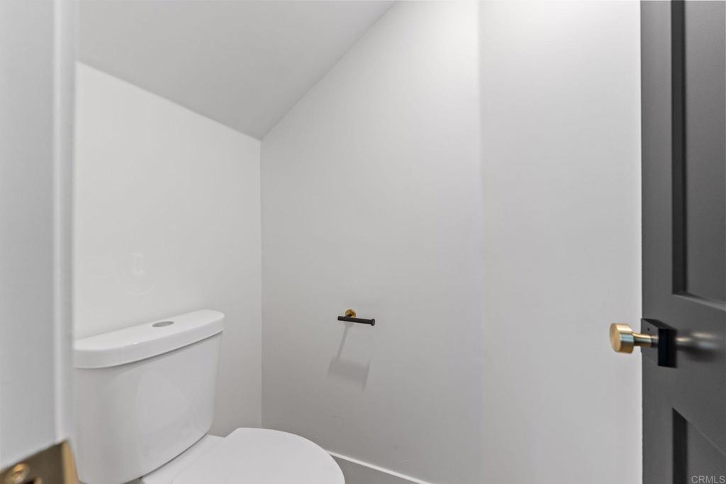 8907 Mariposa Street Property Photo 20