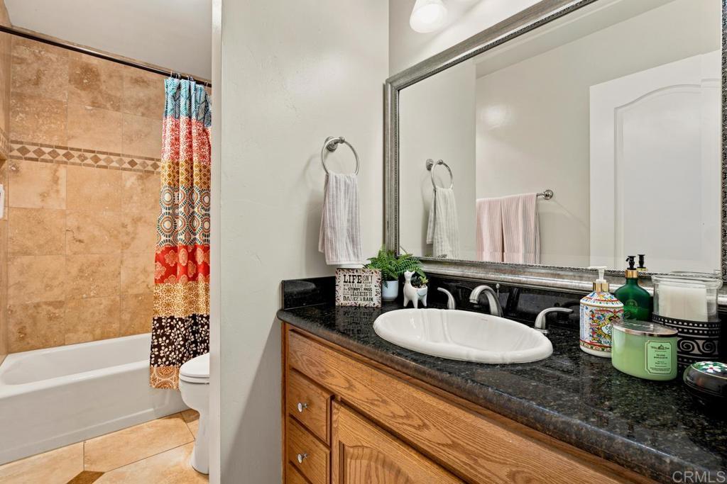 1218 Green Garden Dr 3 Property Photo 11