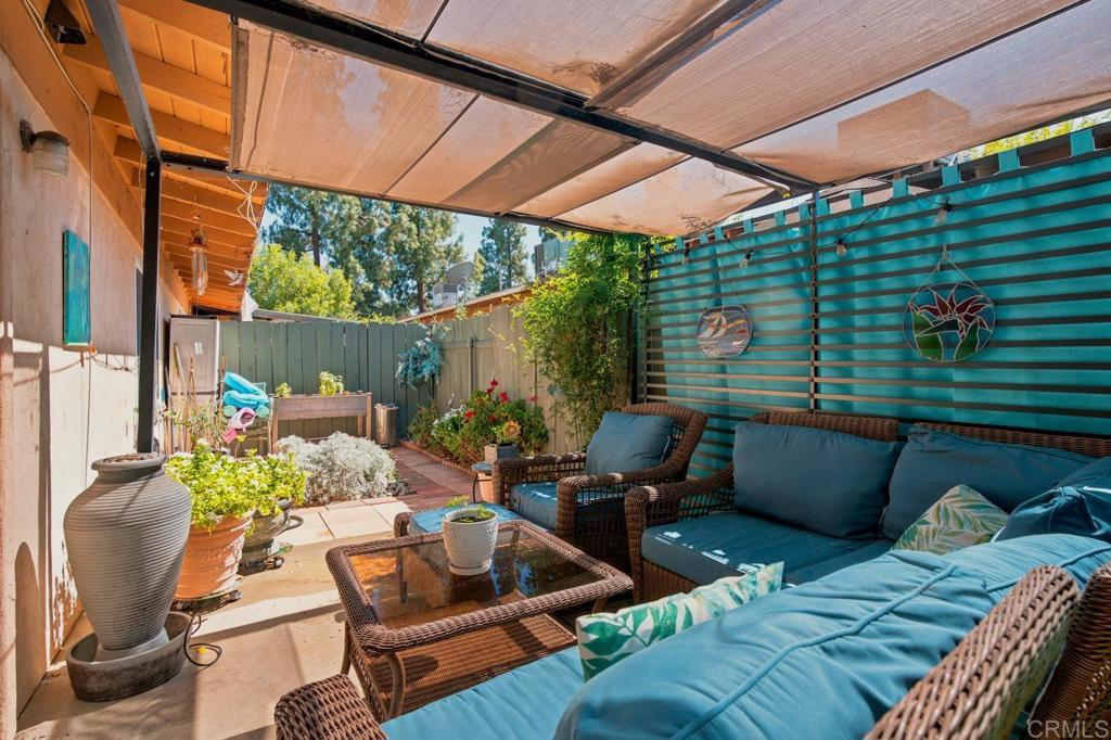 1218 Green Garden Dr 3 Property Photo 18