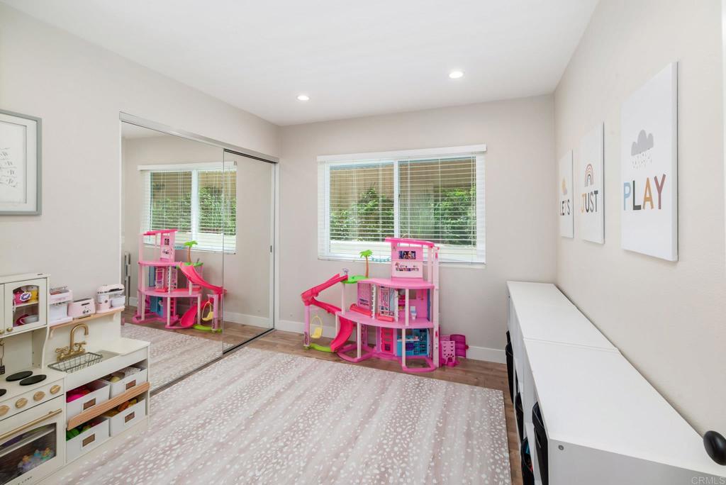 12831 Isocoma Street Property Photo 18