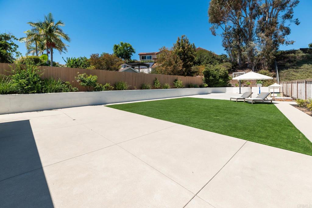 12831 Isocoma Street Property Photo 40