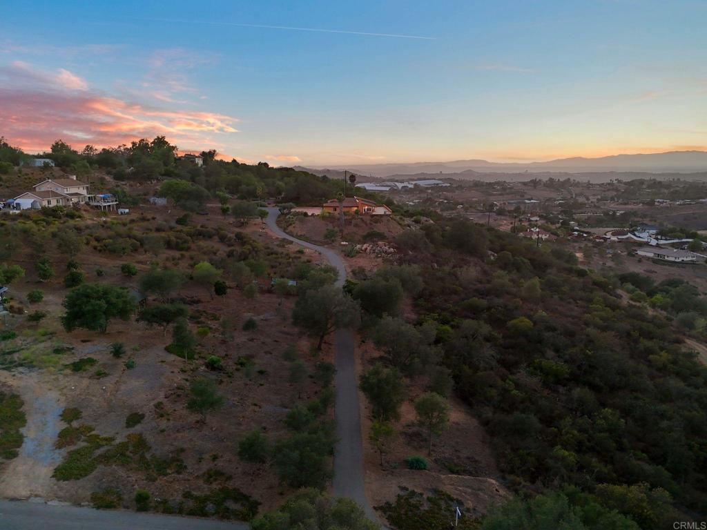 30603 Roadrunner Property Photo 6