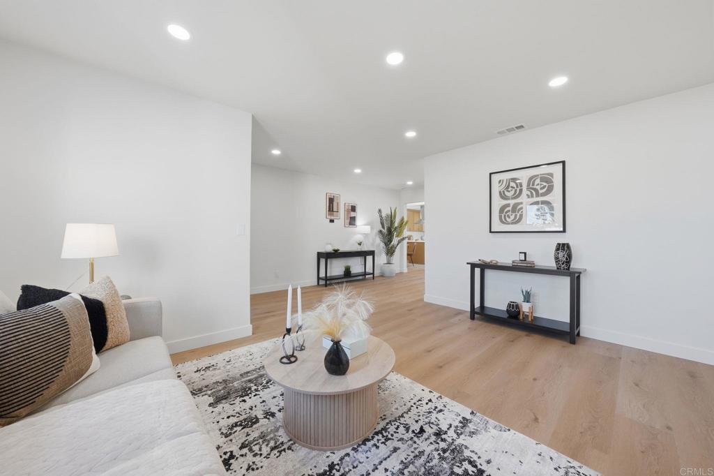 8330 Dallas Street Property Photo 15