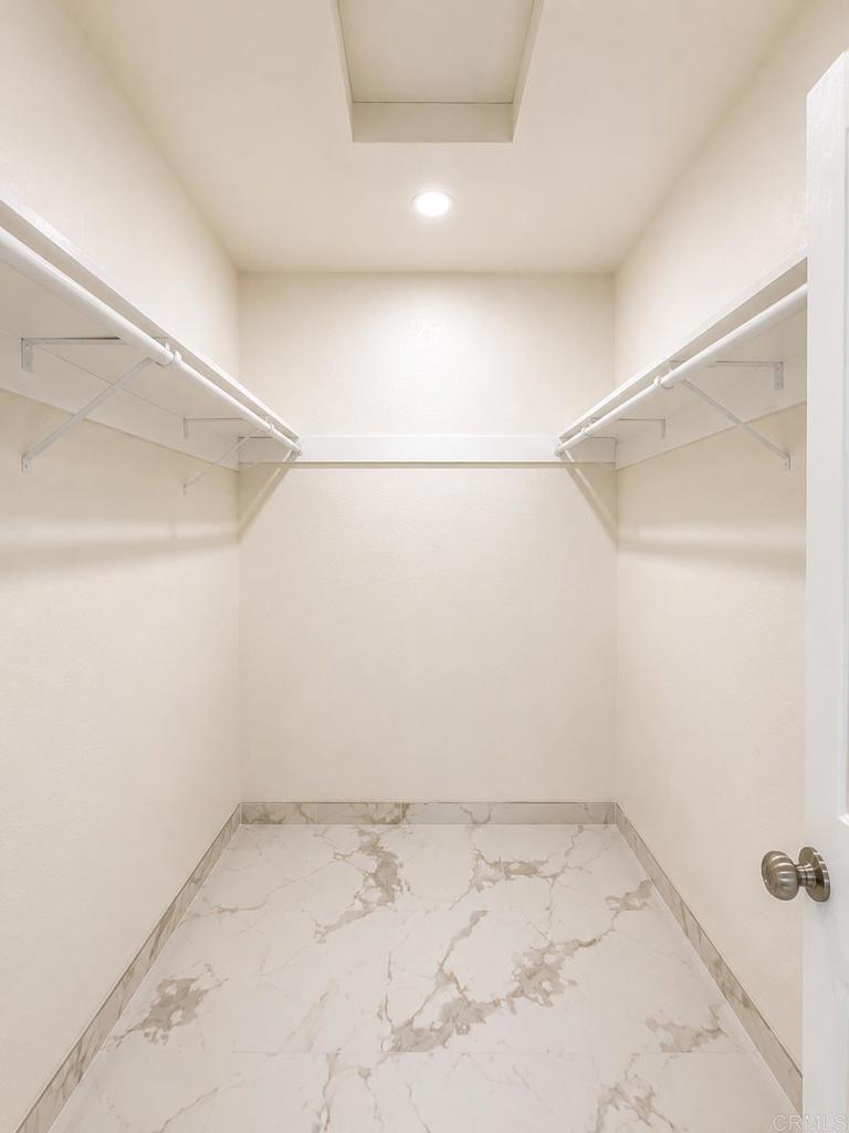 8327 Winter Gardens Property Photo 6