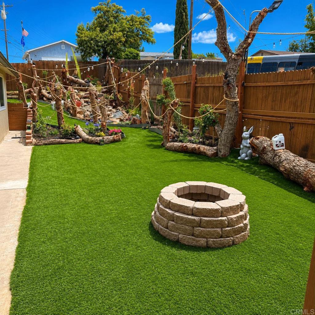 8327 Winter Gardens Property Photo 8
