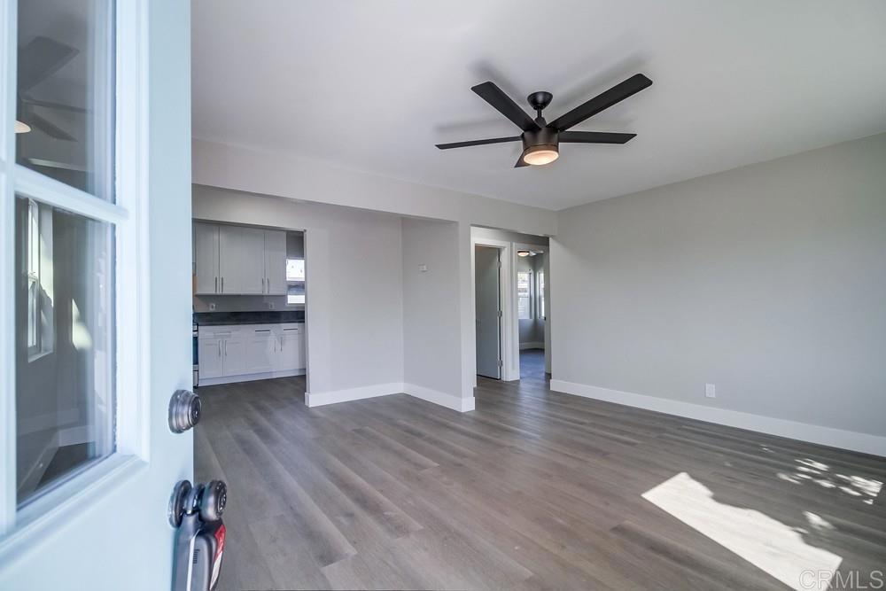 854 856 45th Street Property Photo 12
