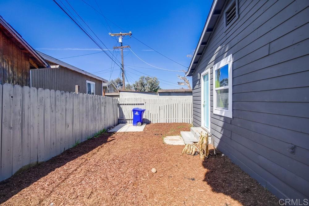854 856 45th Street Property Photo 30