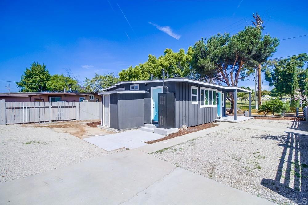 854 856 45th Street Property Photo 40