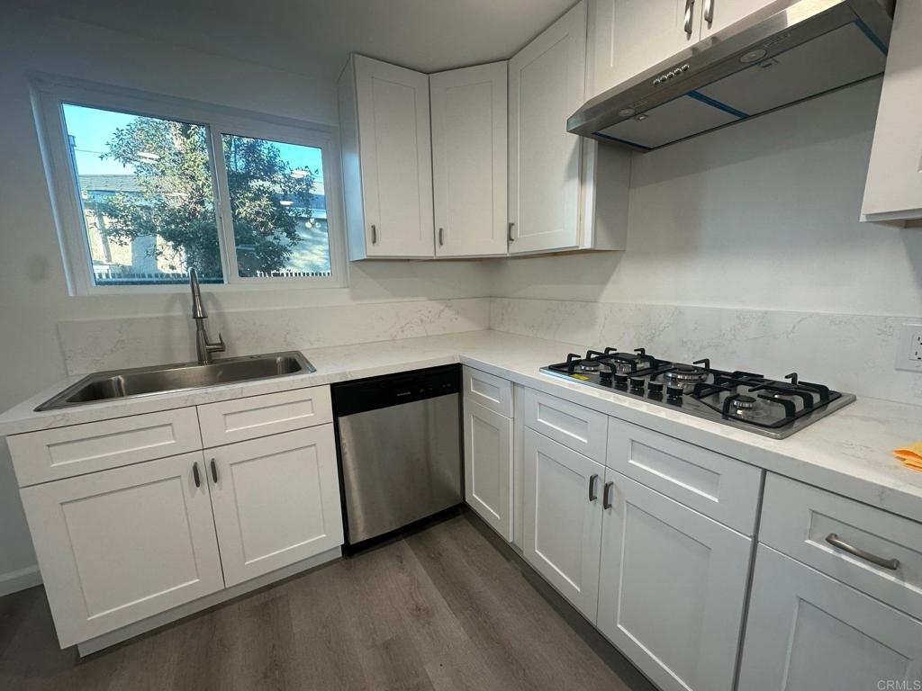 742 44 Morrison Street Property Photo 1