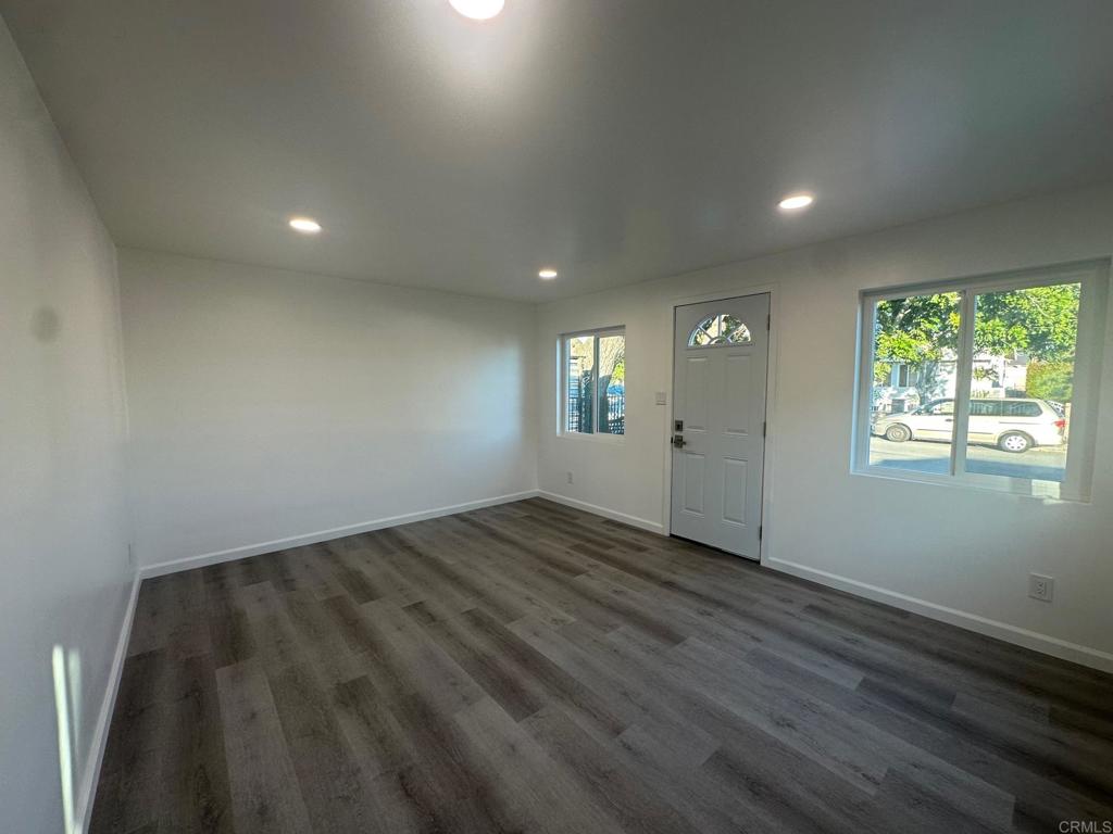 742 44 Morrison Street Property Photo 4