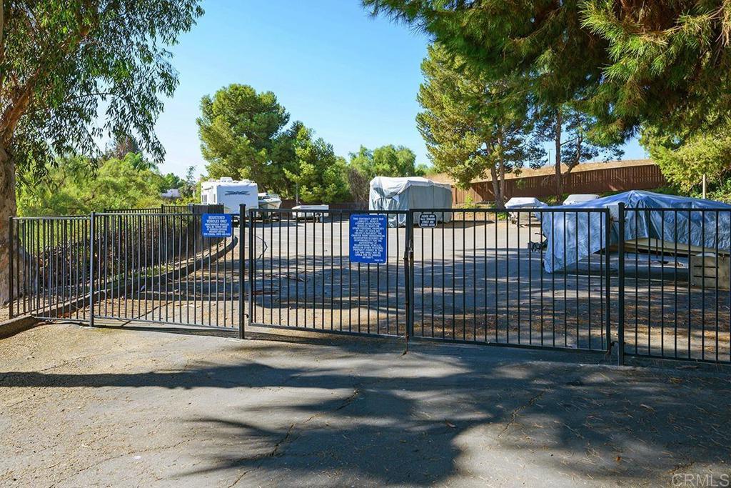 1550 Apache Dr Unit D Property Photo 2