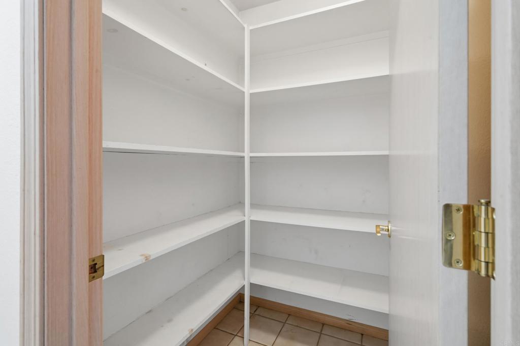 28104 Glenmeade Way Property Photo 19