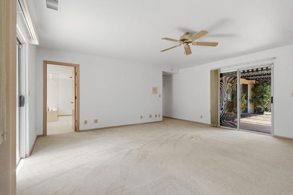 28104 Glenmeade Way Property Photo 28