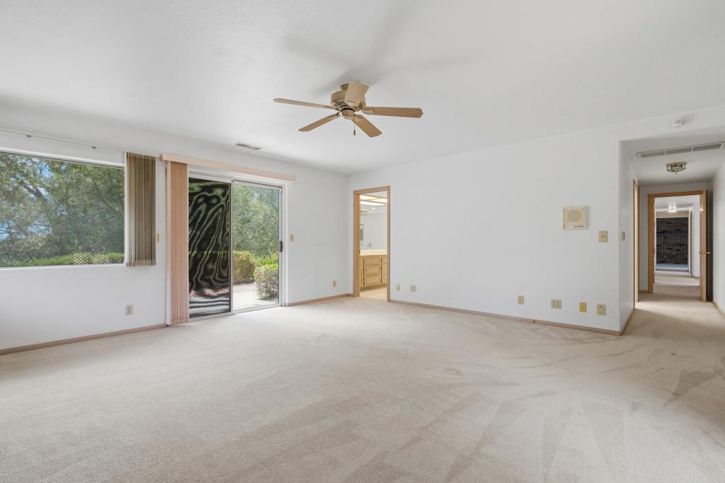 28104 Glenmeade Way Property Photo 29