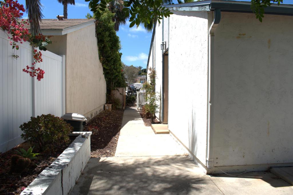 9939 Paseo Montalban Property Photo 5