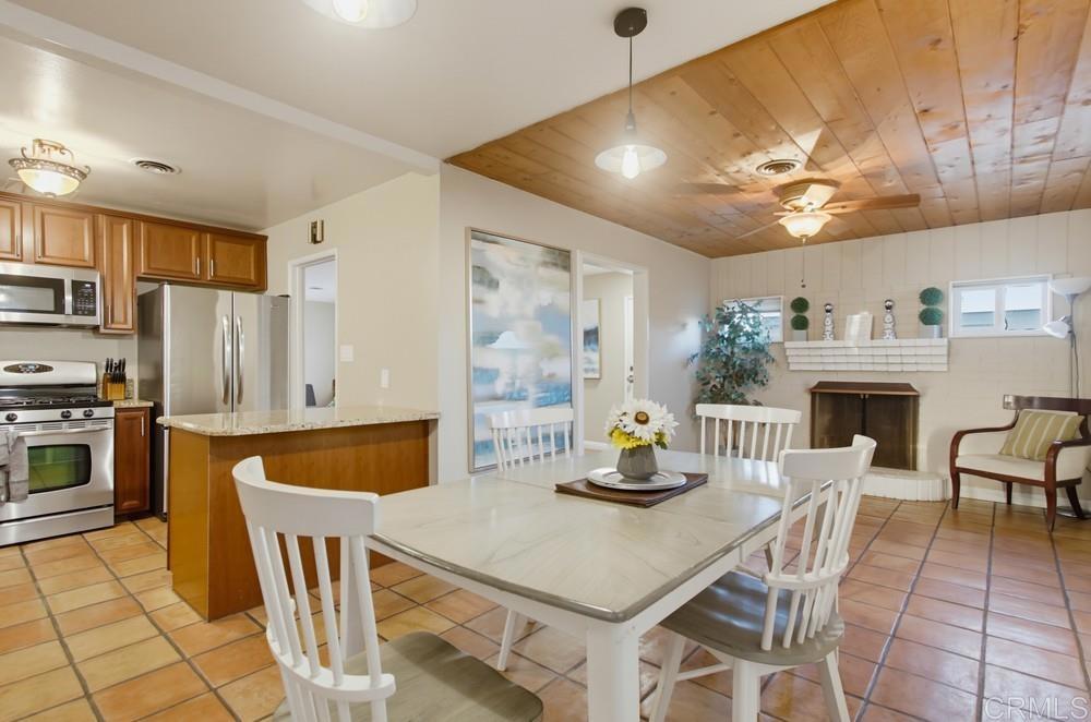 4034 Epanow Avenue Property Photo 6