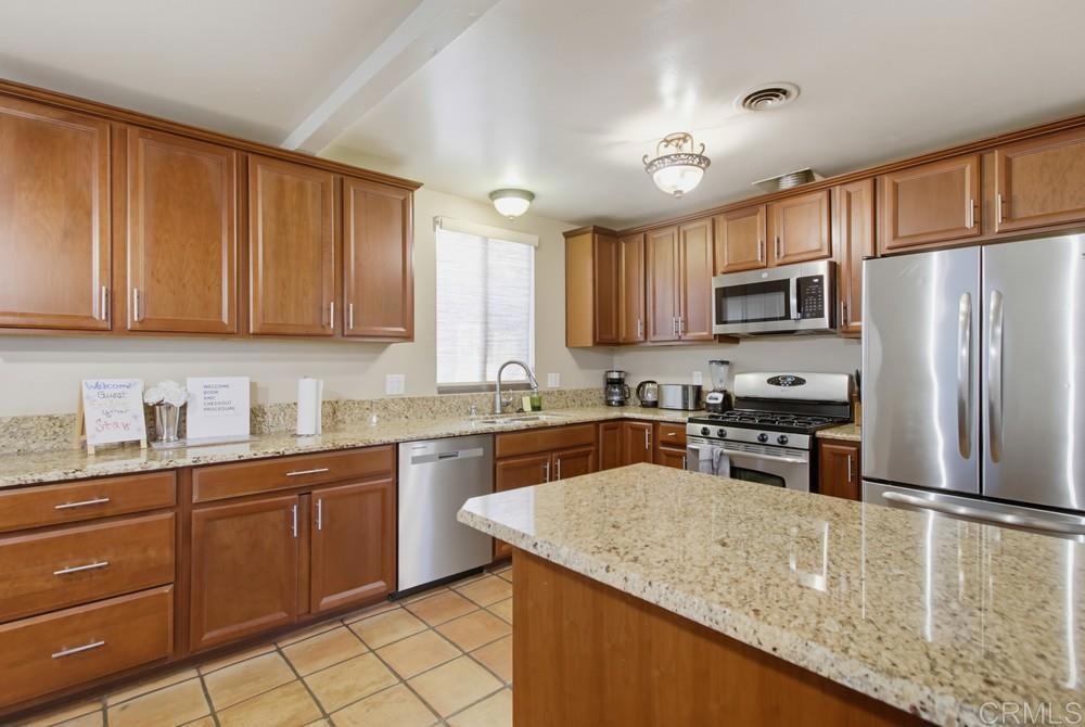 4034 Epanow Avenue Property Photo 8